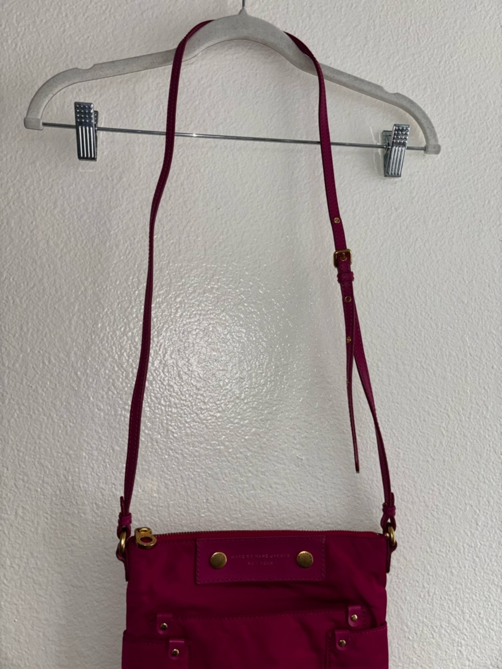 Marc Jacobs Magenta Nylon Crossbody Bag with Gold Hardware - Picture 3 of 6